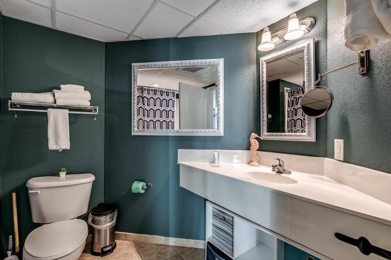 Carolinian Beach Resort 2133 Миртл-Бич Экстерьер фото