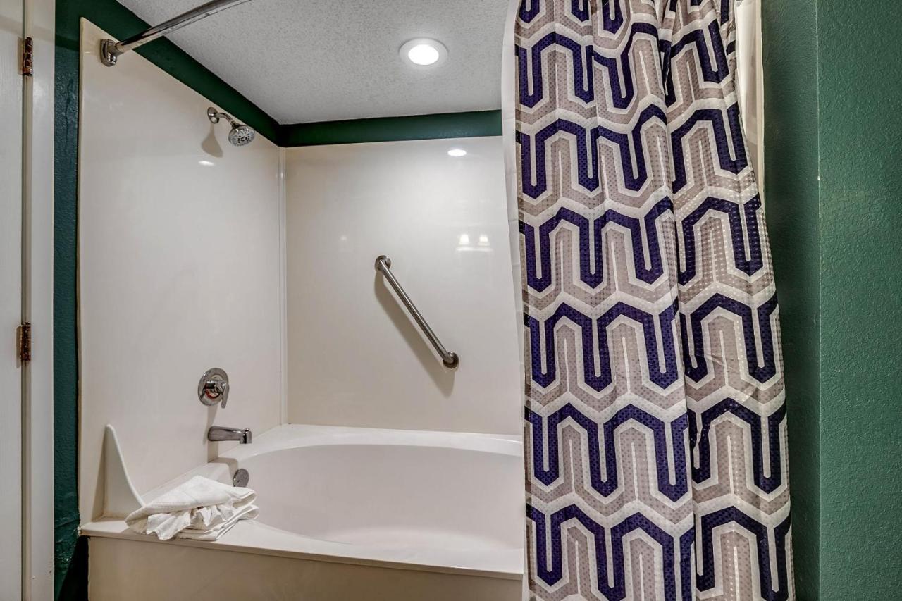 Carolinian Beach Resort 2133 Миртл-Бич Экстерьер фото
